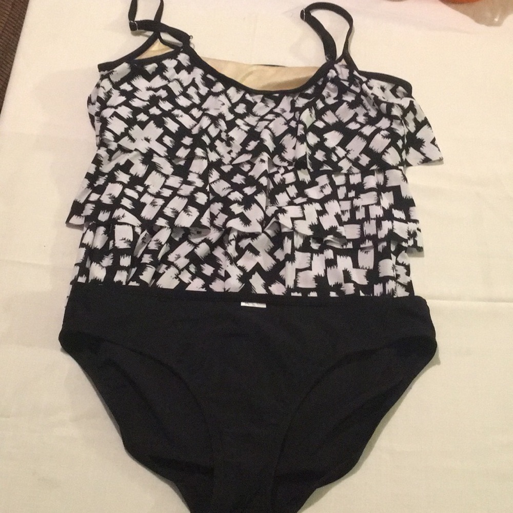 Merona Two Piece Bathing Suit size 14 (R)